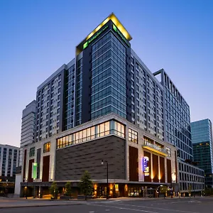 & Downtown Broadway Hotel