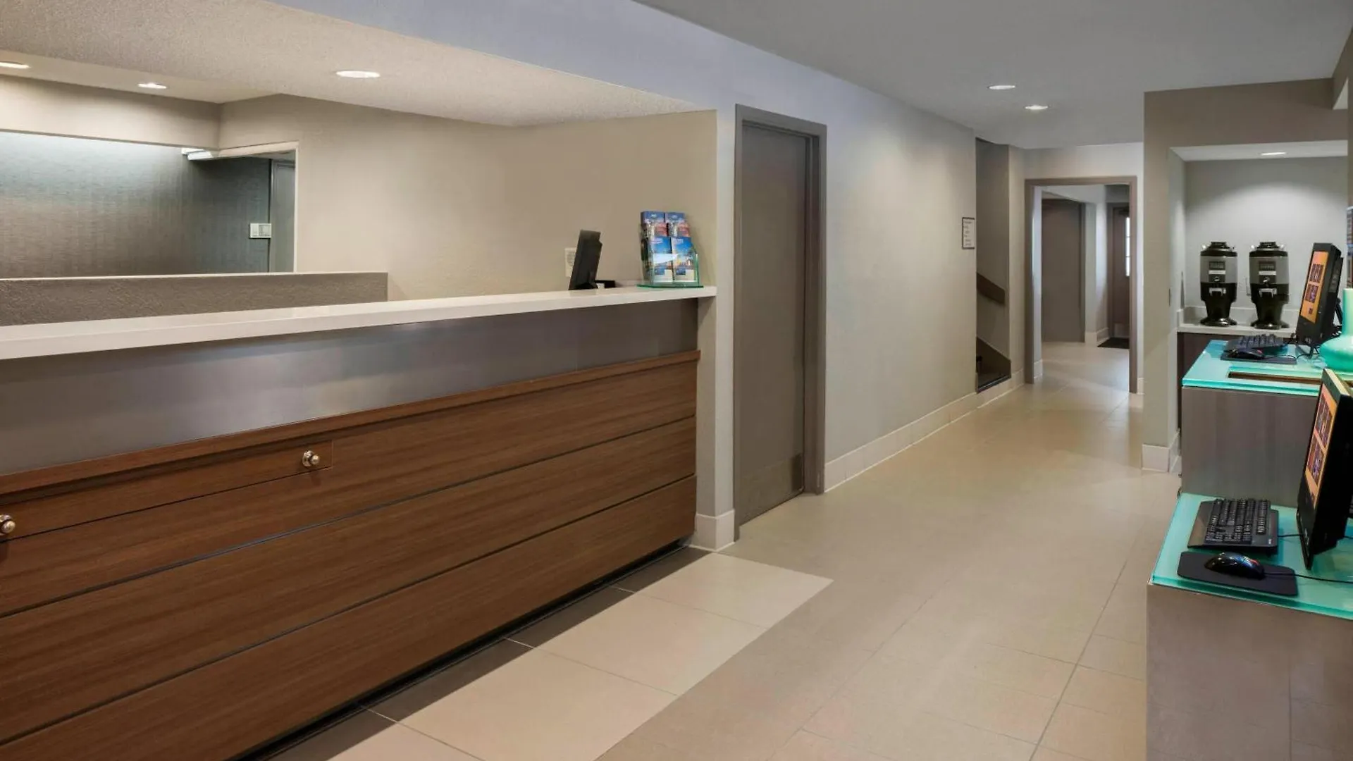 Residence Inn By Marriott Nashville Airport 3*,
