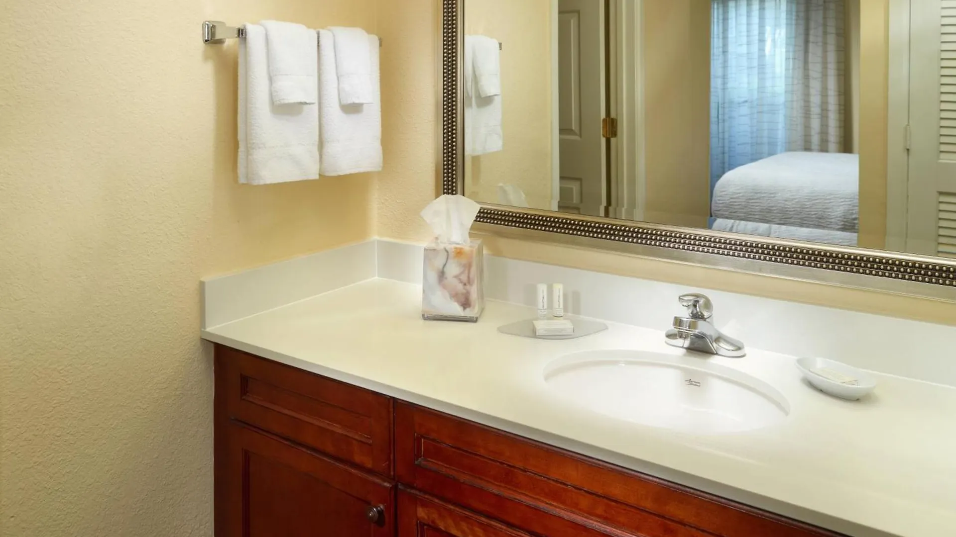Residence Inn By Marriott Nashville Airport Hotel